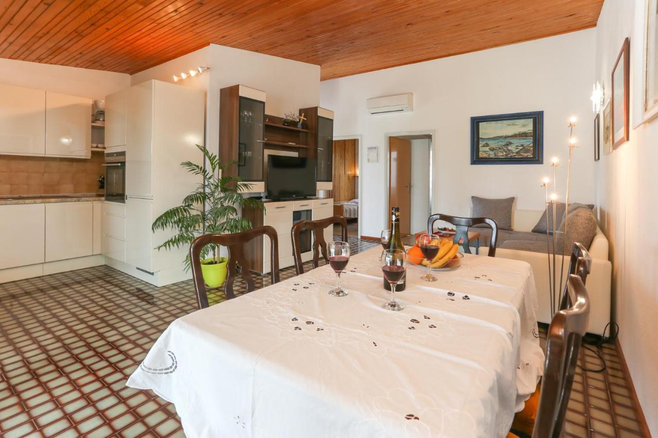 Apartman Mavarcica A4 Trogir Exterior photo